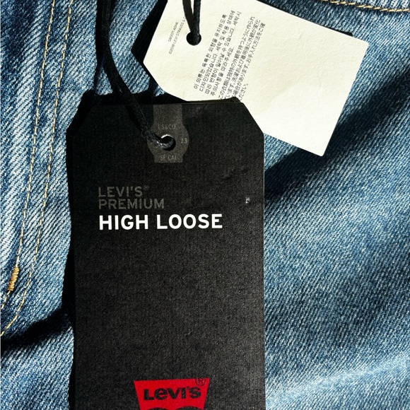 Levis Premium Big E Super High Rise Loose in hip wide leg Baggy Jeans. Med. Wash - Picture 8 of 10